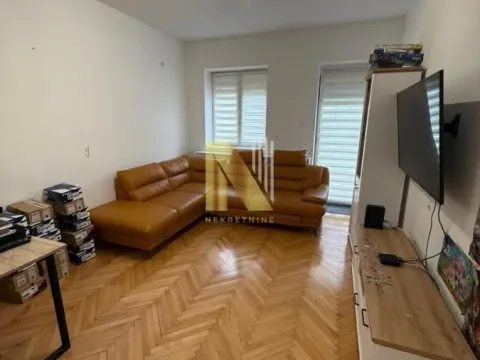 Rent, office space, 120m², Petrovaradin, Novi Sad