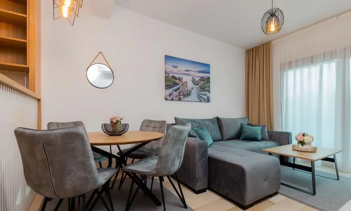 Sale, two bedroom apartment, 61m², Pržno, Budva