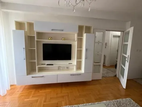 Prodaja, trosoban stan, 72m², Medijana, Niš - image 3