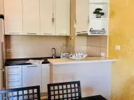 Izdavanje, dvosoban stan, 70m², Pobrežje, Podgorica - image 5