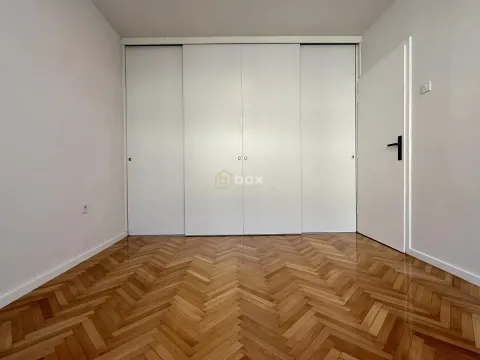 Prodaja, trosoban stan, 92m², Palilula, Niš - image 17