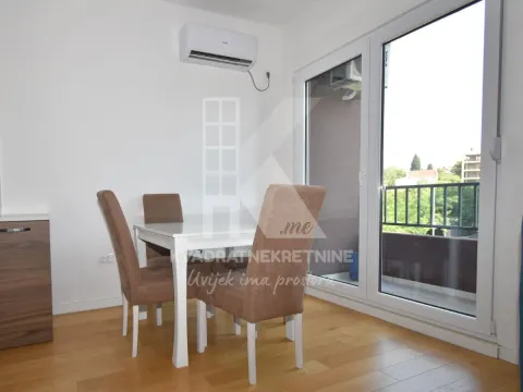 Izdavanje, garsonjera, 33m², Cvijetin Brijeg, Podgorica - image 3