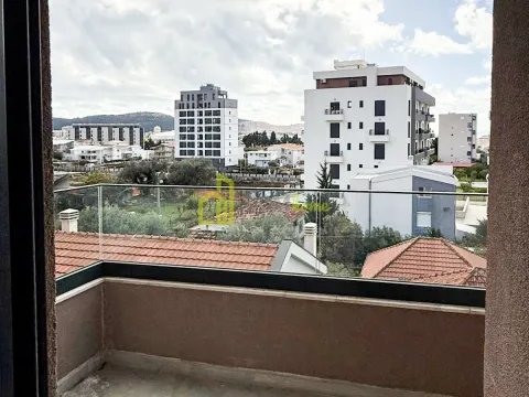 Izdavanje, jednosoban stan, 44m², Šušanj, Bar - image 5