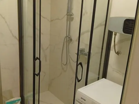 Izdavanje, trosoban stan, 56m², Južni Bulevar, Vračar Sve Podlokacije - image 10
