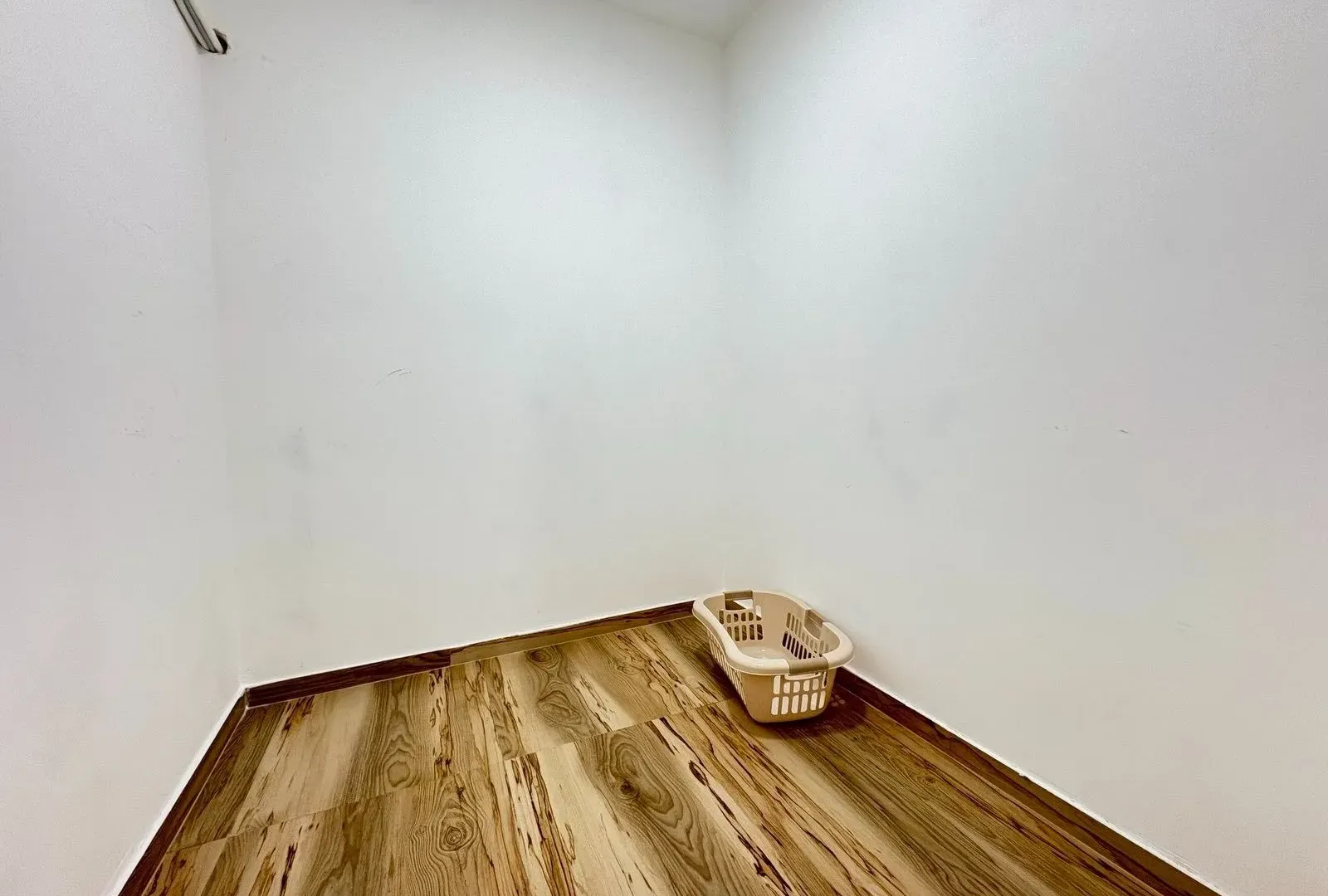 Rent, house, 170m², Zagorič, Podgorica