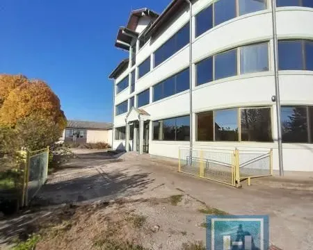 Rent, office space, 1300m², Supska, Ćuprija - image 14