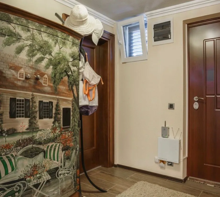 Sale, house, 215m², Stoliv, Kotor