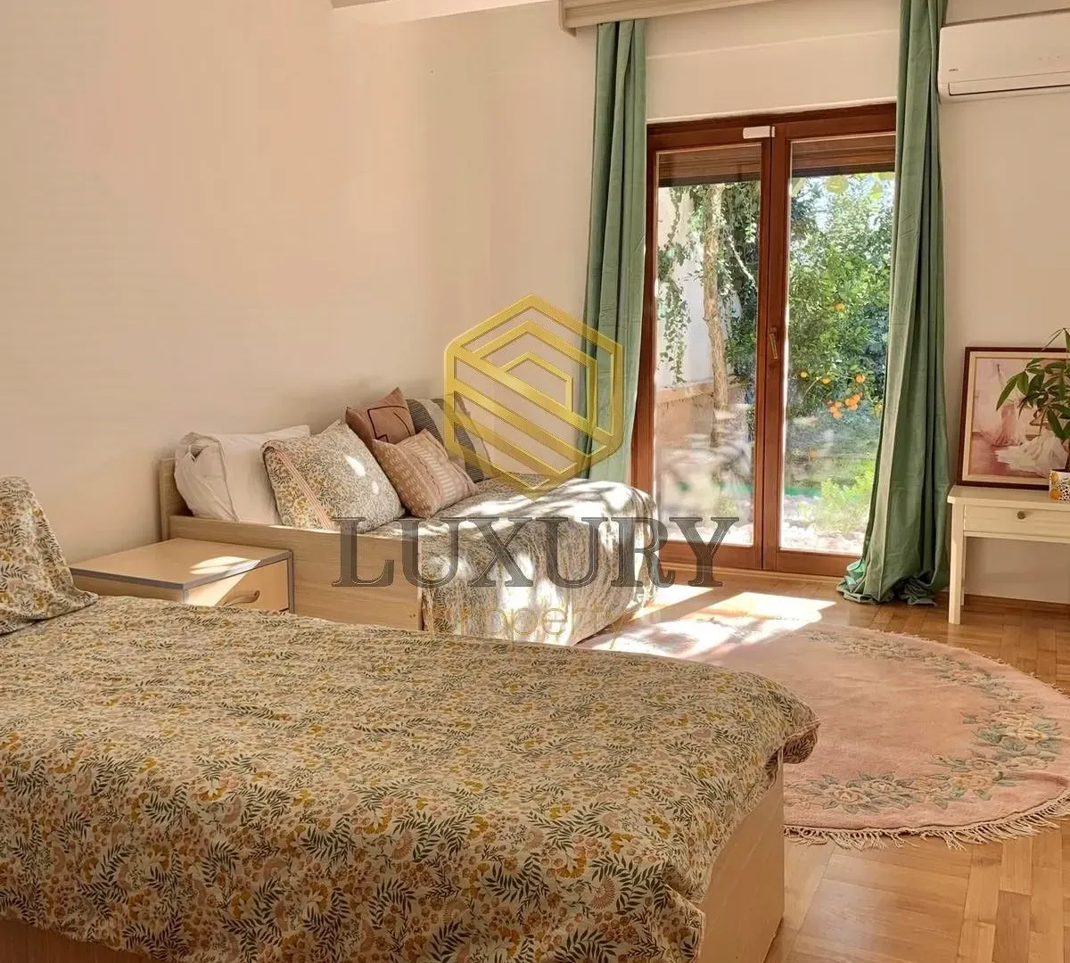 Izdavanje, kuća, 110m², Centar, Podgorica