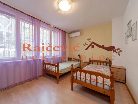 Sale, three bedroom apartment, 55m², Zvezdara Sve Podlokacije, Beograd - image 16