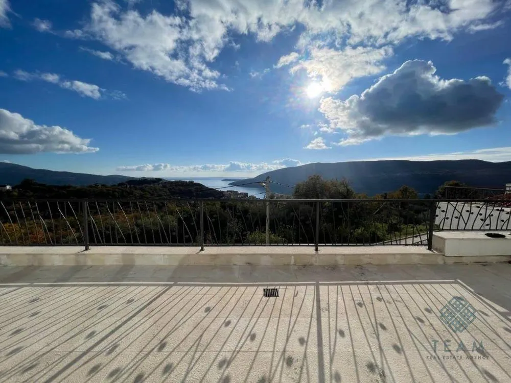 Prodaja, dvosoban stan, 148m², Topla, Herceg Novi
