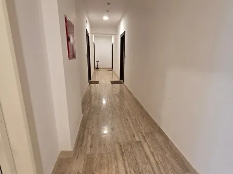 Prodaja, garsonjera, 28m², Stara Varoš, Podgorica - image 2
