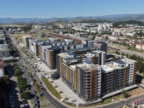 Prodaja, dvosoban stan, 63m², Stari Aerodrom, Podgorica - image 16