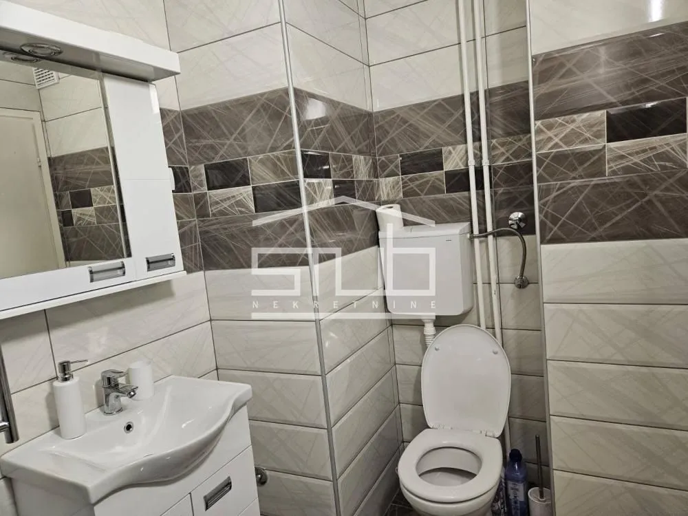 Rent, four bedroom apartment, 94m², Palilula Sve Podlokacije, Beograd