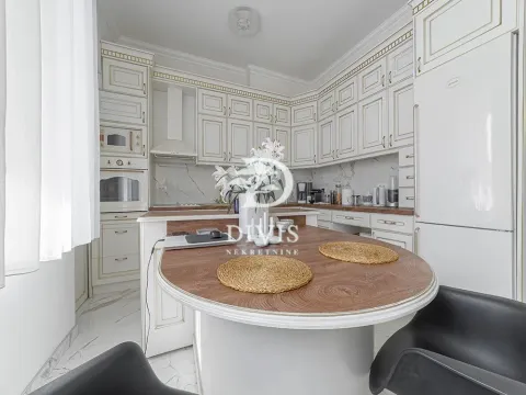 Prodaja, trosoban stan, 100m², Vračar Centar, Vračar Sve Podlokacije - image 11