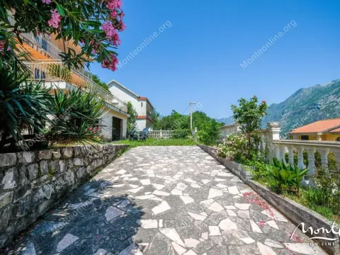 Prodaja, kuća, 172m², Muo, Kotor - image 29