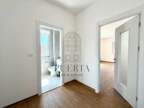 Rent, two bedroom apartment, 60m², Zelenika, Podgorica - image 6