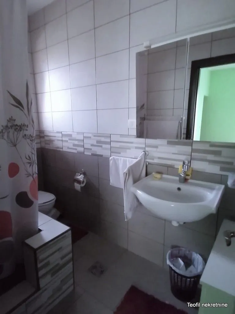 Prodaja, kuća, 256m², Surčin, Beograd