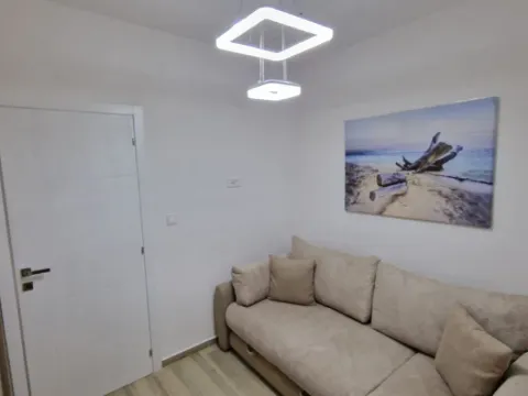Izdavanje, jednosoban stan, 32m², Igalo, Herceg Novi - image 11