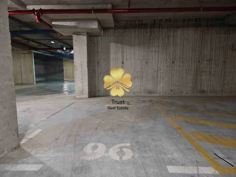 Izdavanje, jednosoban stan, 45m², Pobrežje, Podgorica - image 12