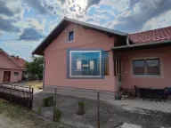 Prodaja, kuća, 82m², Batočina, Srbija - image 1