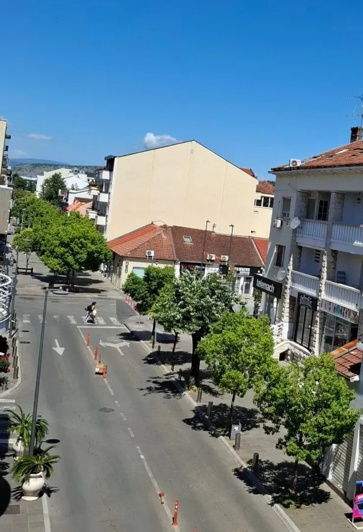 Prodaja, dvosoban stan, 127m², Centar, Podgorica