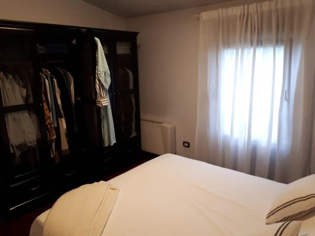 Izdavanje, trosoban stan, 190m², Preko Morače, Podgorica