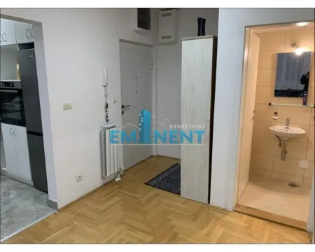 Izdavanje, četvorosoban stan, 95m², Voždovac Sve Podlokacije, Beograd - image 12