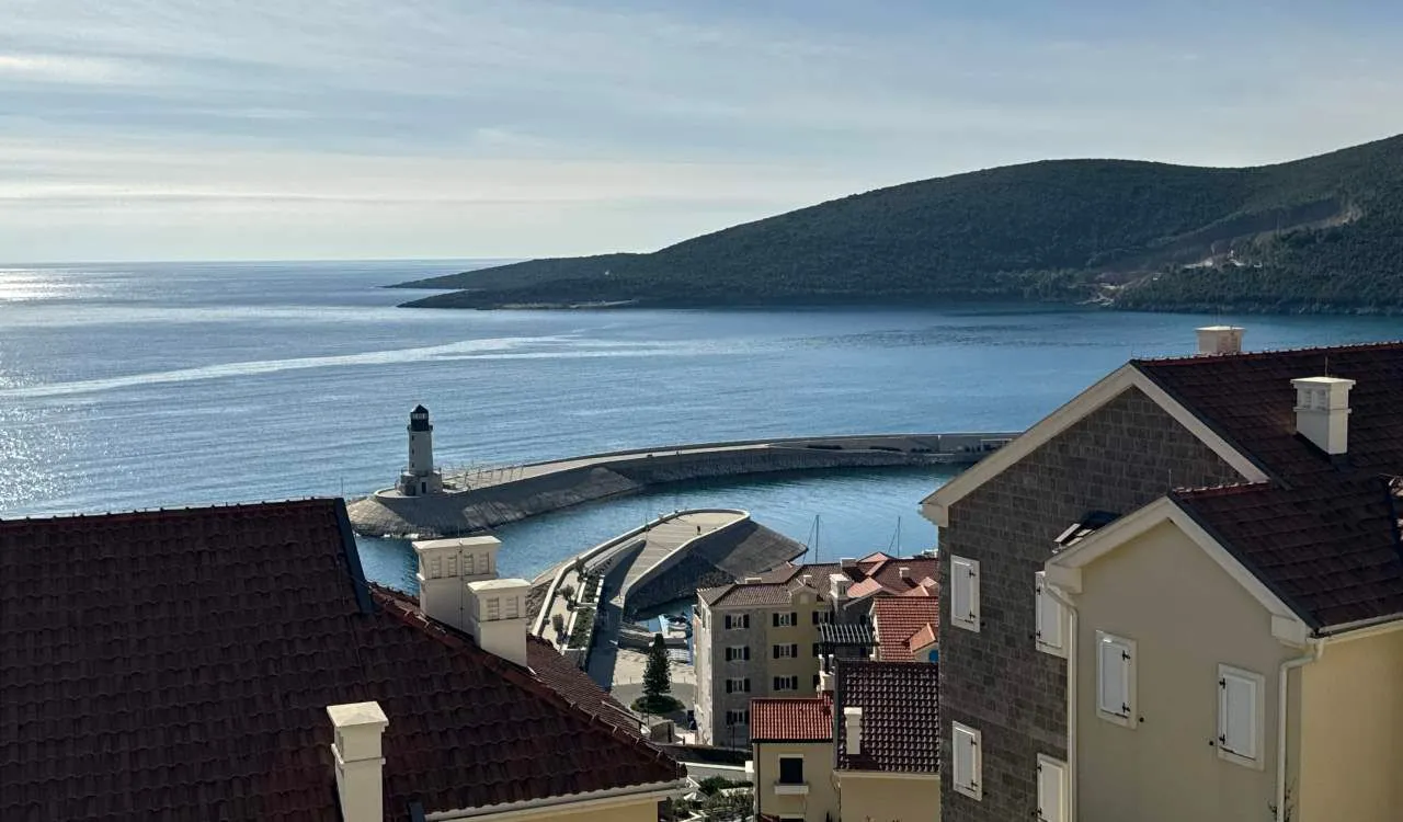 Prodaja, jednosoban stan, 78m², Luštica Bay, Tivat