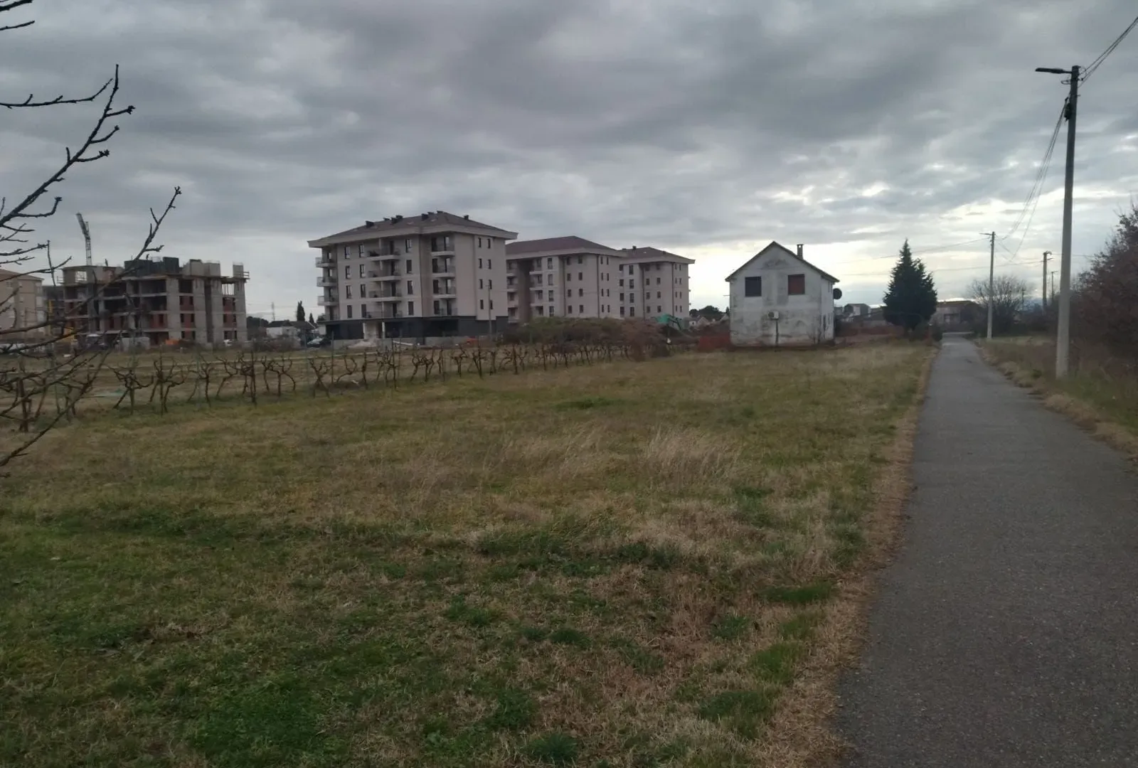 Prodaja, plac, 942m², Tološi, Podgorica