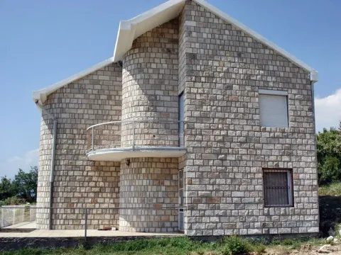 Rent, house, 240m², Sveti Stefan, Budva - image 2
