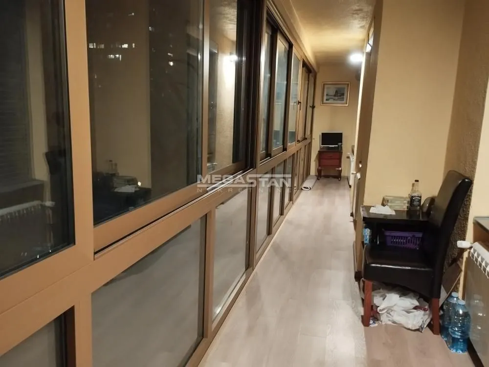Prodaja, četvorosoban stan, 109m², Gradska Bolnica, Zvezdara Sve Podlokacije