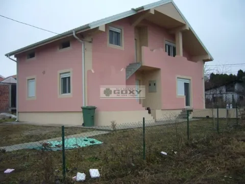 Prodaja, kuća, 210m², Surčin (mesto), Surčin - image 9