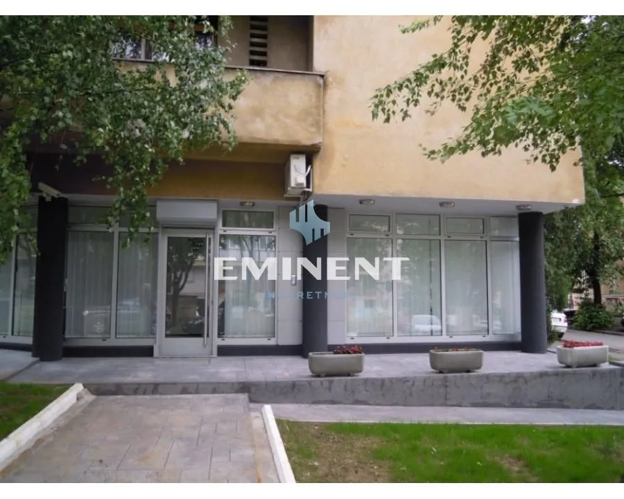 Rent, office space, 93m², Autokomanda, Voždovac Sve Podlokacije
