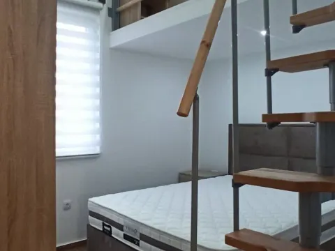 Rent, one bedroom apartment, 75m², Dumidran, Tivat - image 5