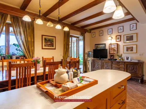 Prodaja, kuća, 303m², Orahovac, Kotor - image 31