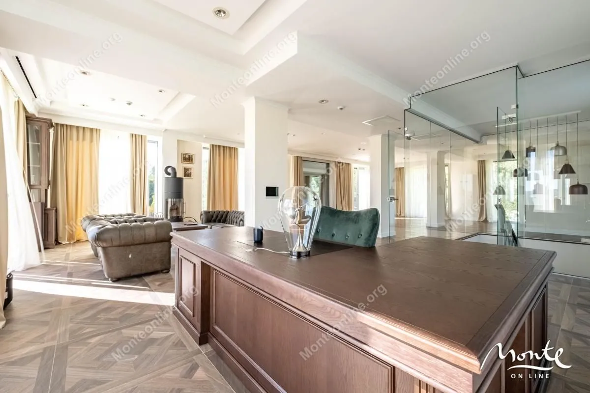Prodaja, kuća, 560m², Tivat, Crna Gora