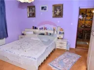 Izdavanje, kuća, 696m², Zlatica, Podgorica - image 47