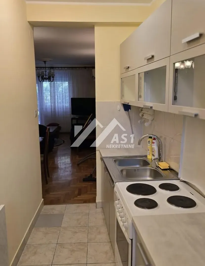 Rent, three bedroom apartment, 75m², Grbavica, Novi Sad Sve Podlokacije