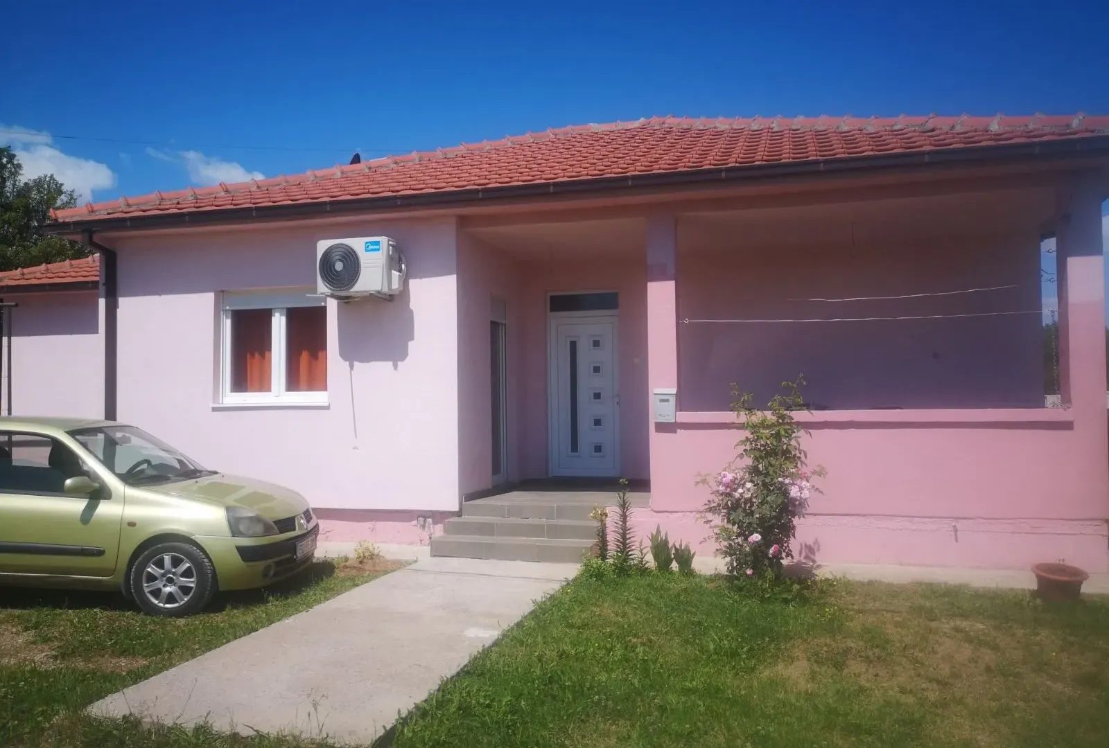 Prodaja, kuća, 135m², Podgorica, Crna Gora