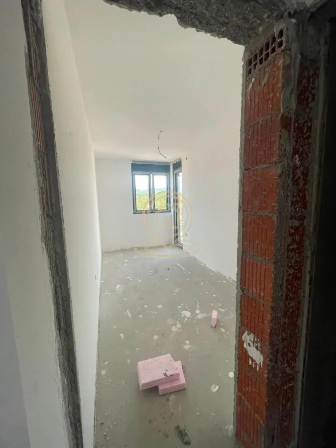 Prodaja, dvosoban stan, 65m², Pantelej, Niš
