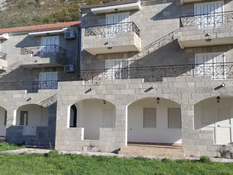 Prodaja, kuća, 285m², Budva, Crna Gora - image 9