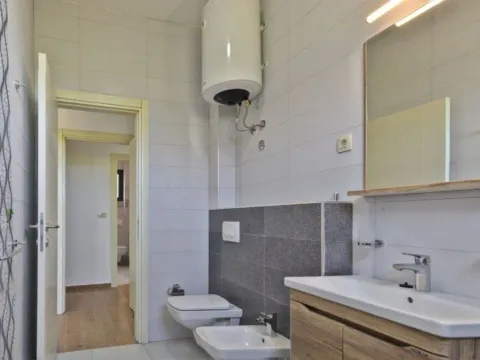 Sale, two bedroom apartment, 81m², Bečići, Budva - image 5