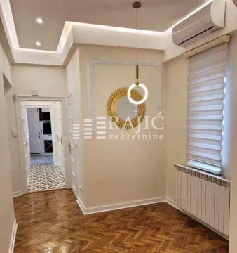 Izdavanje, dvosoban stan, 66m², Kosančićev Venac, Beograd - image 5