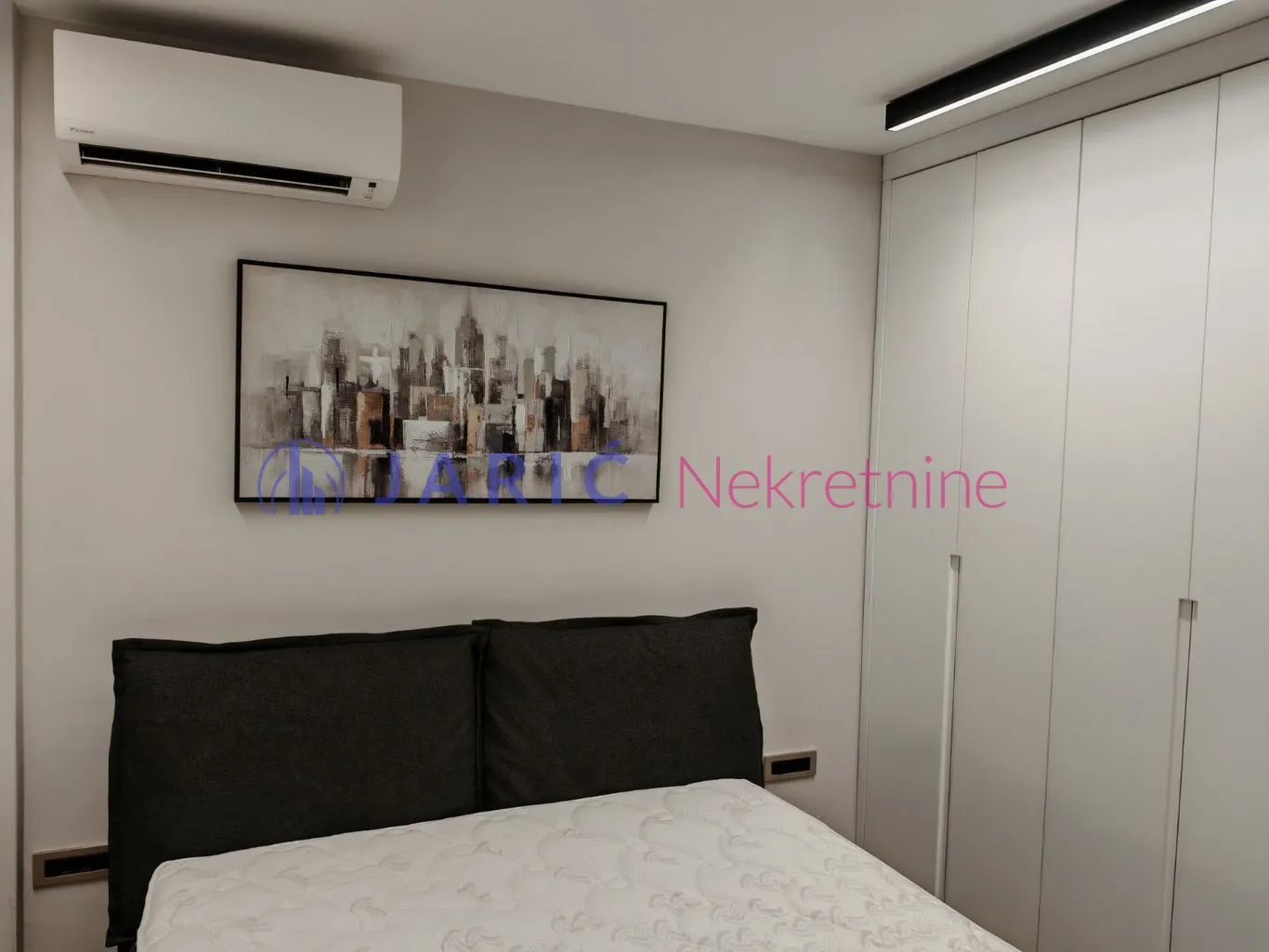 Izdavanje, dvosoban stan, 61m², Novi Beograd Blok 65, Novi Beograd Sve Podlokacije