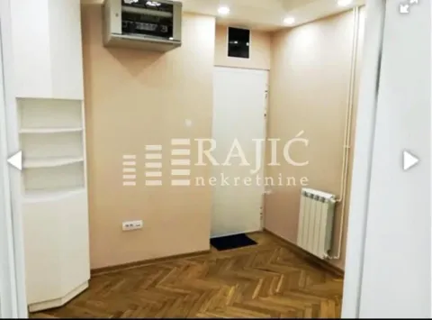Rent, three bedroom apartment, 60m², Skadarlija, Beograd - image 7