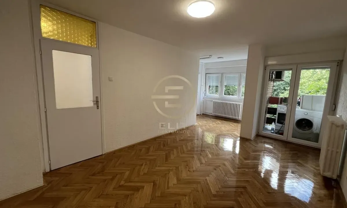 Sale, one bedroom apartment, 33m², Bulevar Oslobodjenja, Novi Sad Sve Podlokacije