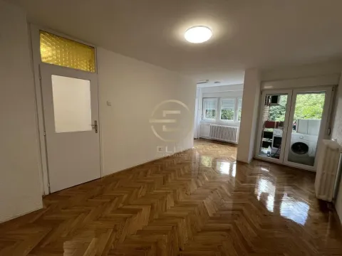 Prodaja, jednosoban stan, 33m2, Bulevar Oslobodjenja, Novi Sad, Novi Sad