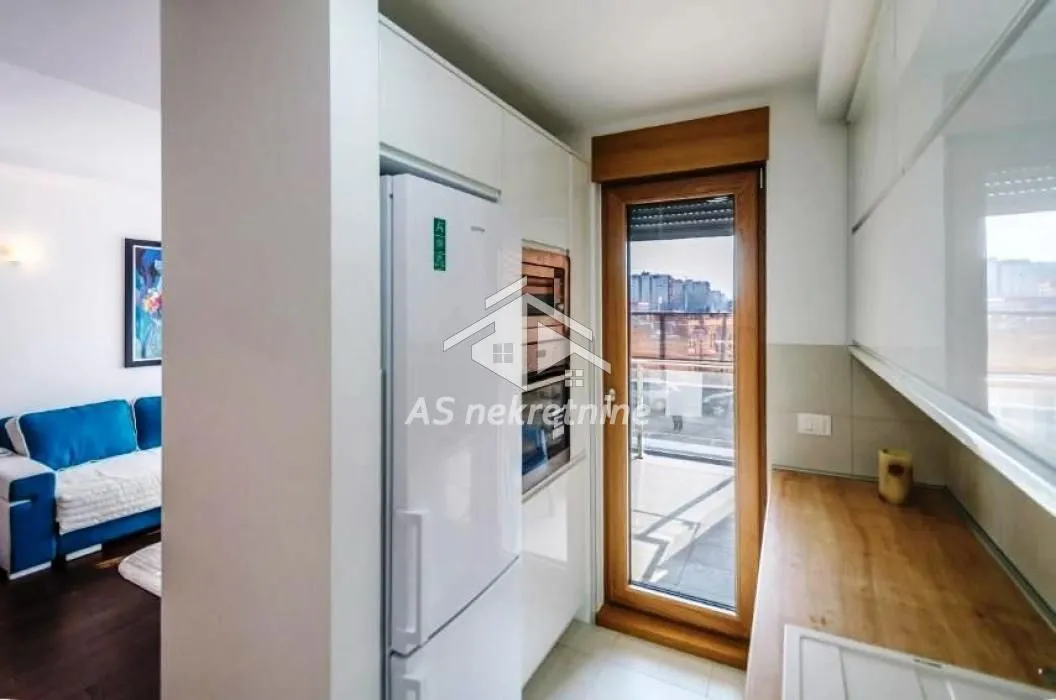 Rent, three bedroom apartment, 60m², Novi Beograd Blok 67, Novi Beograd Sve Podlokacije