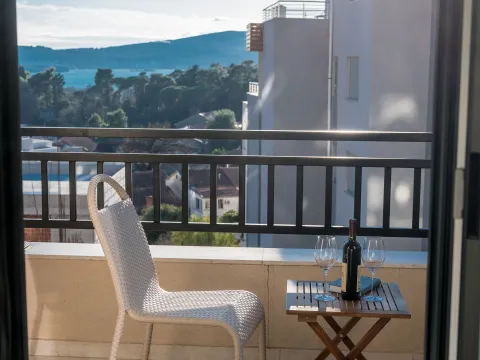 Sale, two bedroom apartment, 63m², Pod Kuk, Tivat - image 6