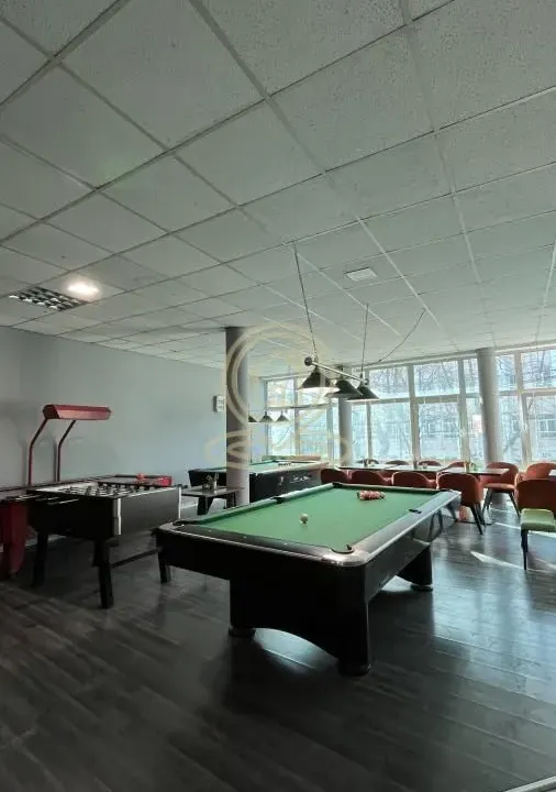 Rent, office space, 110m², Vašarište, Kragujevac